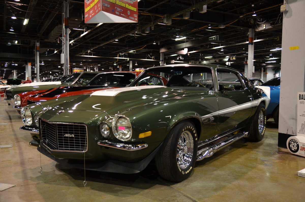 muscle-car-and-corvette-nationals-2013-gto-pontiac-chevy-camaro-mustang-hemi-062