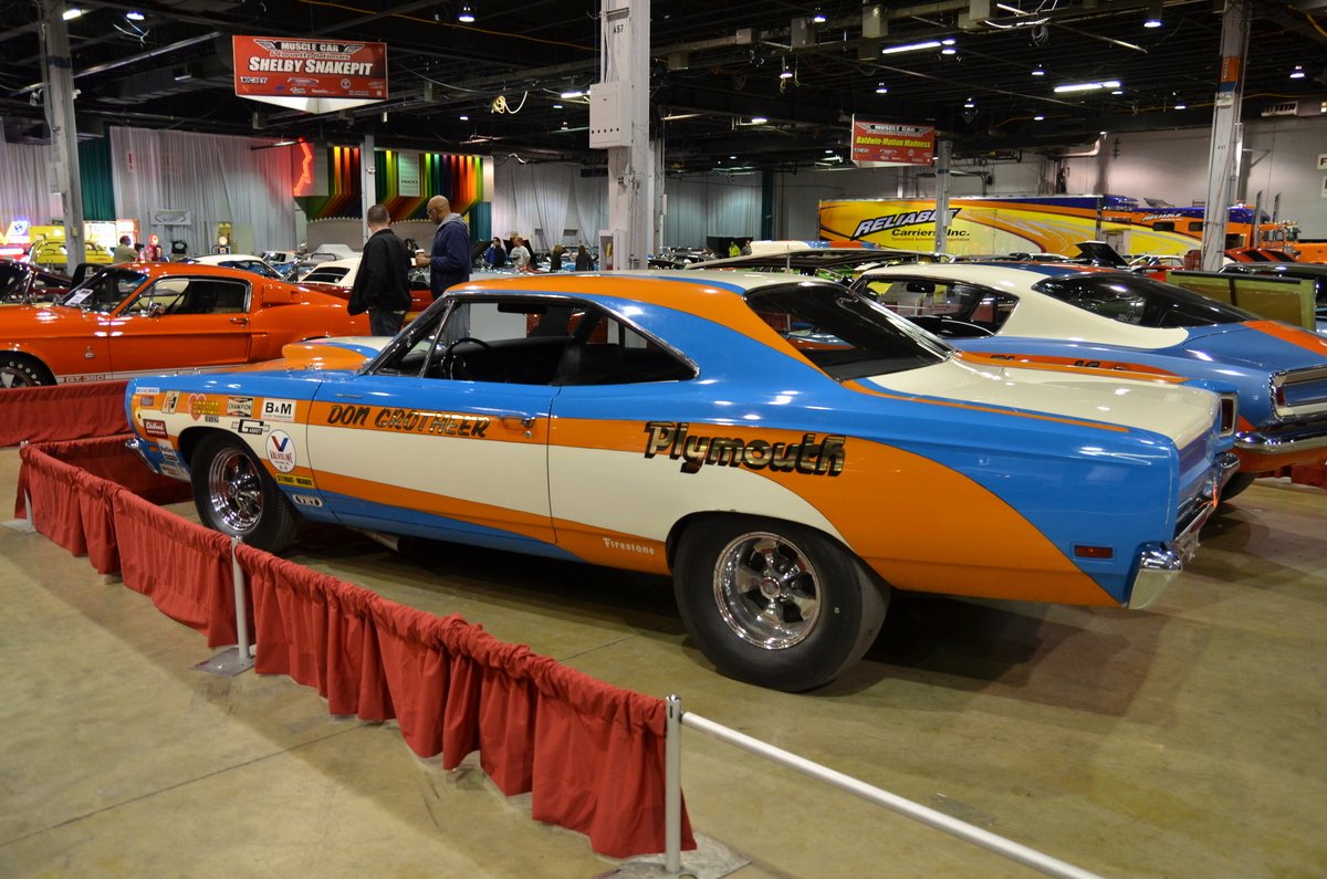 muscle-car-and-corvette-nationals-2013-gto-pontiac-chevy-camaro-mustang-hemi-073