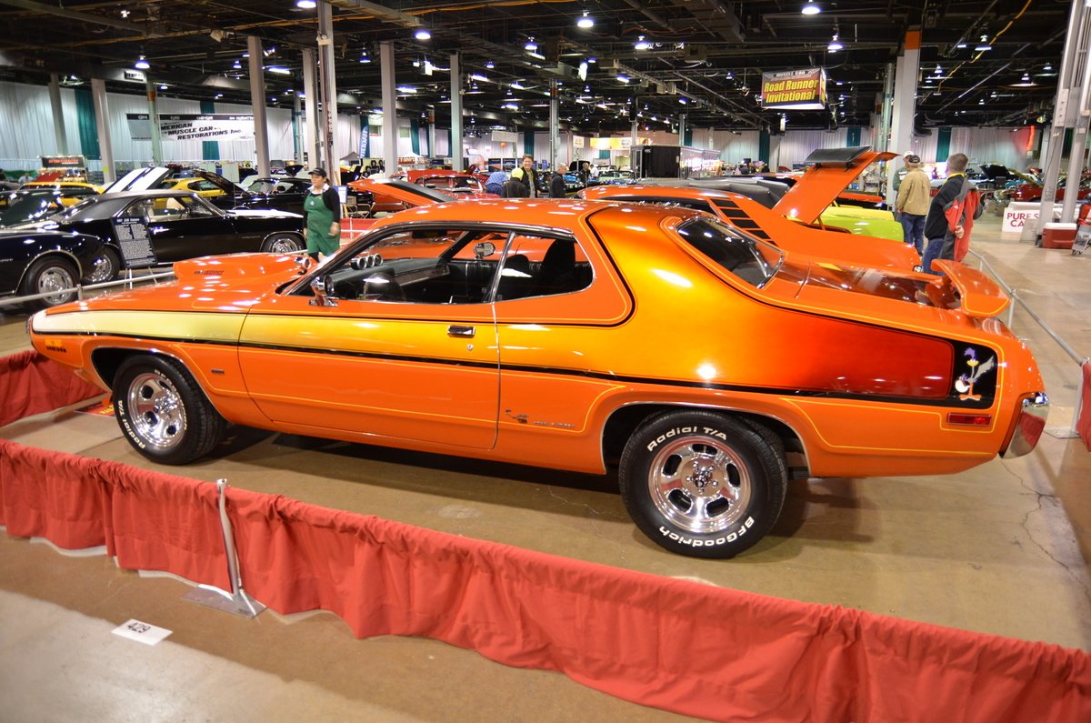 muscle-car-and-corvette-nationals-2013-gto-pontiac-chevy-camaro-mustang-hemi-084