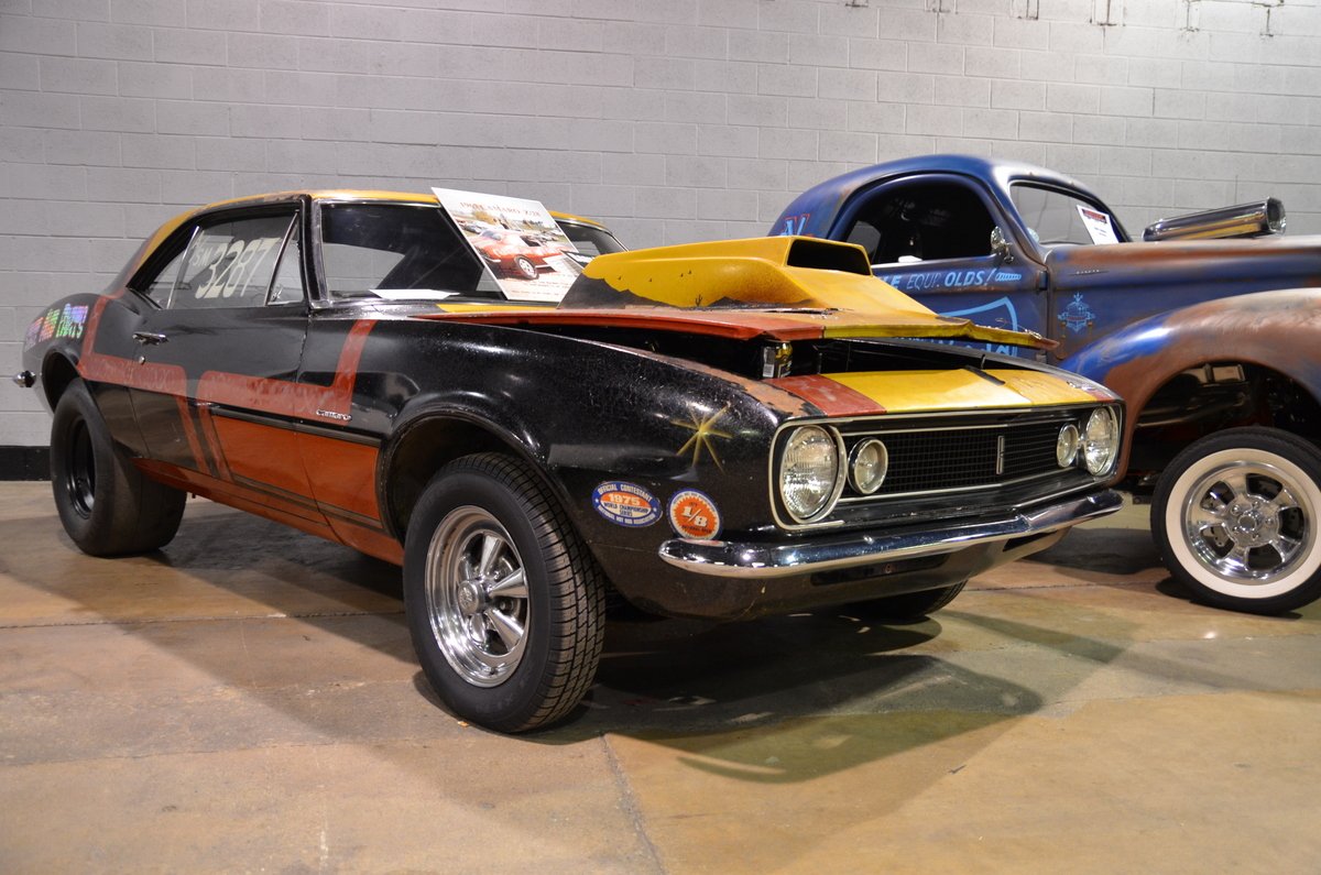 muscle-car-and-corvette-nationals-2013-gto-pontiac-chevy-camaro-mustang-hemi-099