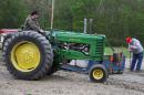 neatta_saturday_evening_farm_tractor_pull64