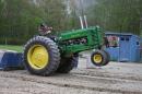 neatta_saturday_evening_farm_tractor_pull68