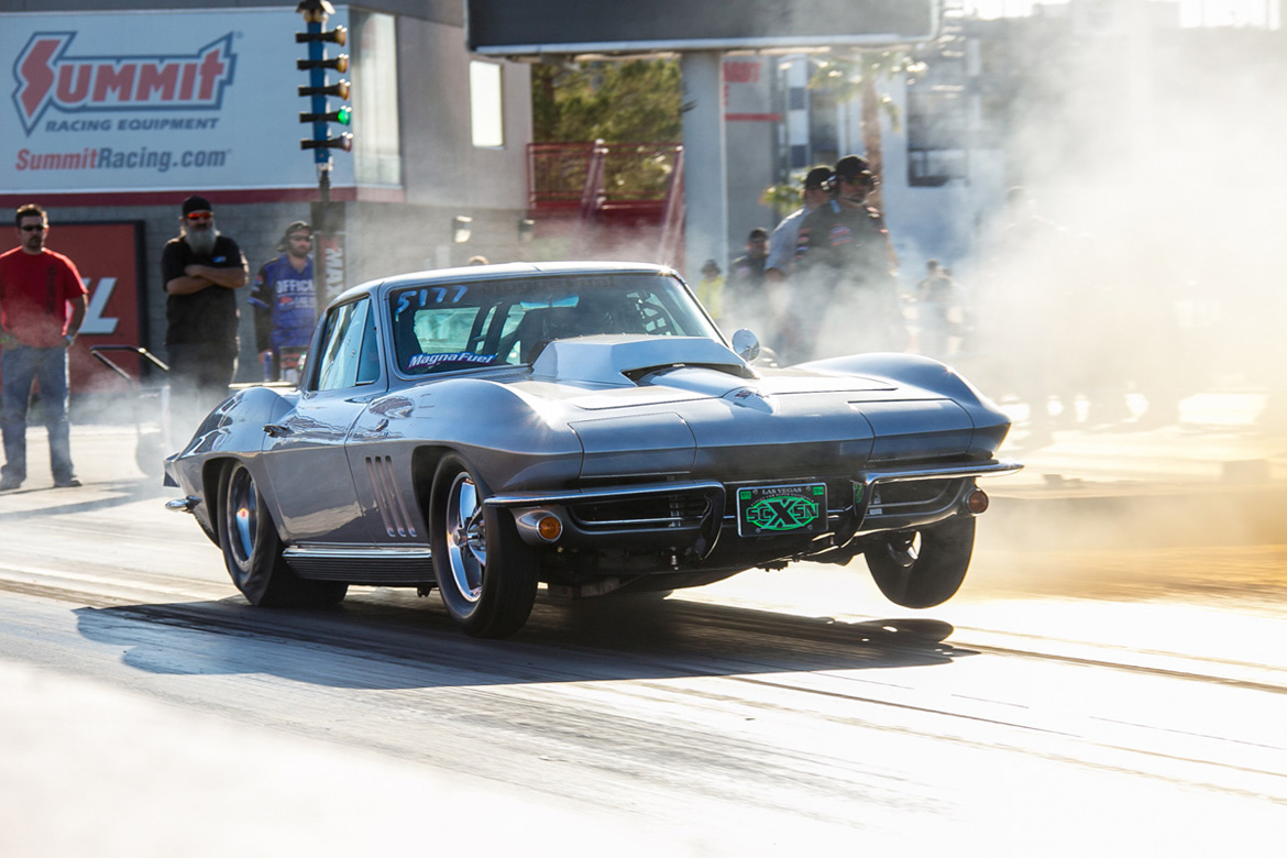 Super Cars 2014 http://bangshift.com/assets/galleries/street-car-super-nationals-2014-saturday-small-tire-cars/street-car-super-nationals-small-tire021.jpg