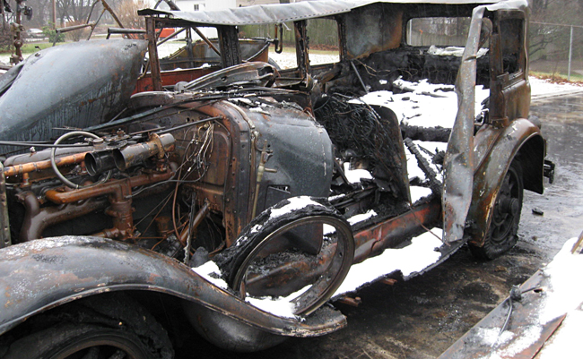 '29 Buick destroyed in fire