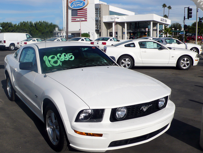 Galpin special-deal Mustangs