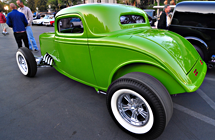 NHRA Museum cruise night