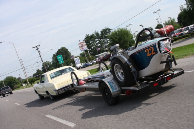 Buick towing dragster