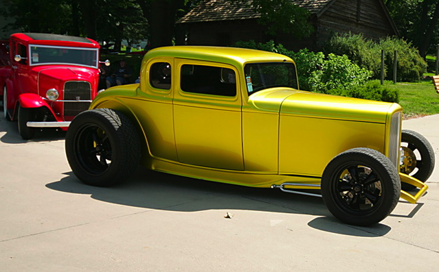 Bitchin 32 Ford 5 Window