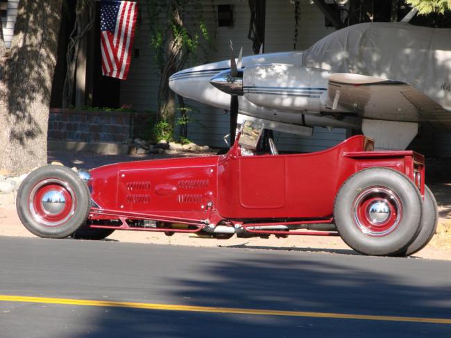 DeckOfficer's 1923 Ford Track-T