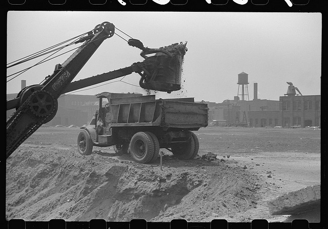 Shovel loading dump truck