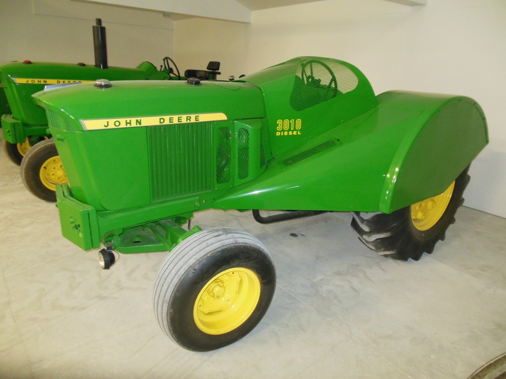 Huge Tractor Auction This Weekend In Oregon