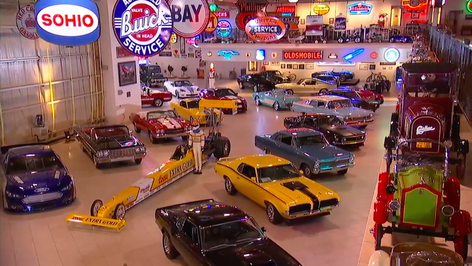 How much did the Ron Pratte car collection sell for?