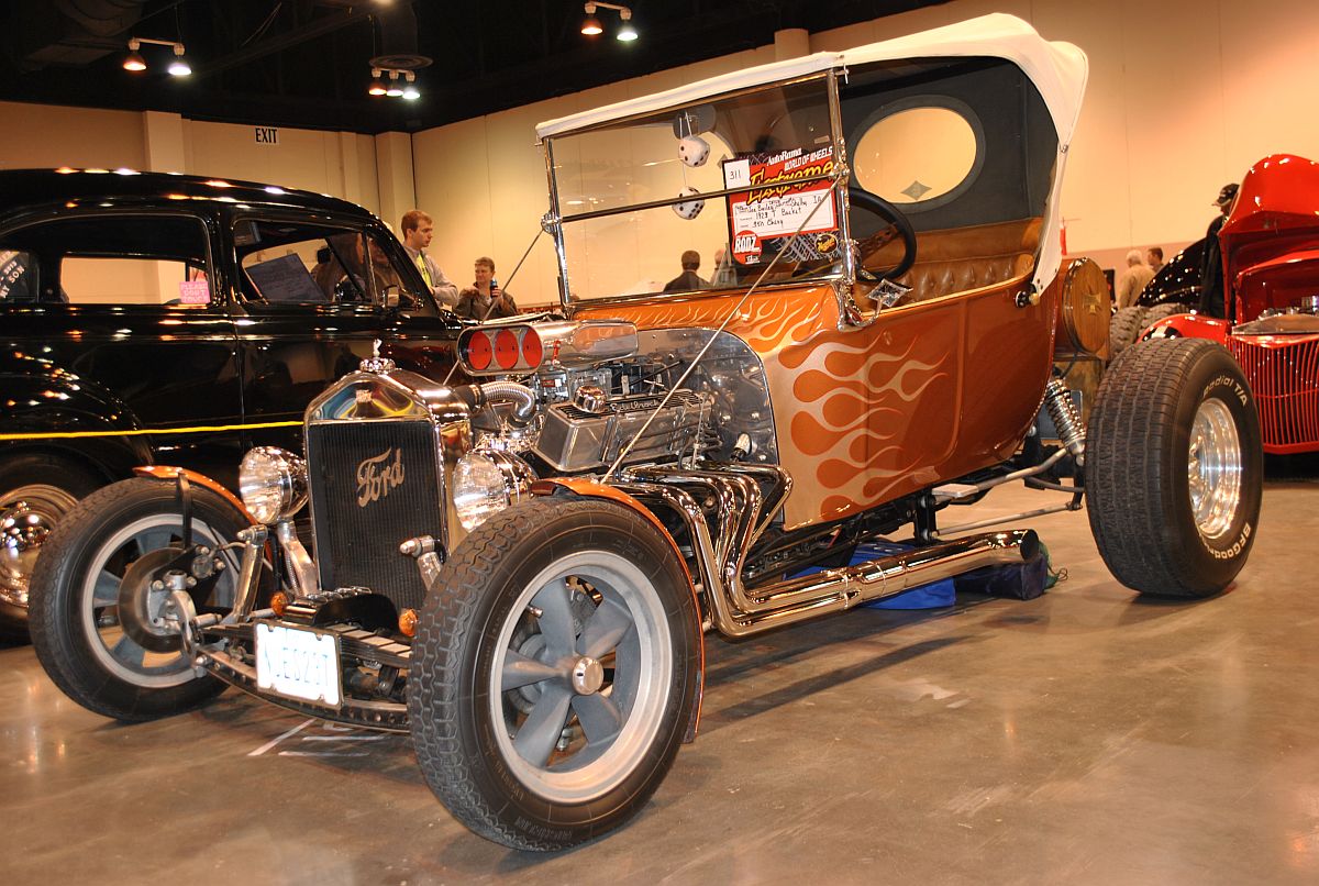 BangShift.com 2014 Omaha Autorama