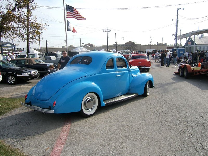 Pistons and Paint Numero 8 Gallery