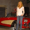 girls_with_cars_015