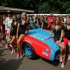 girls_with_cars_022