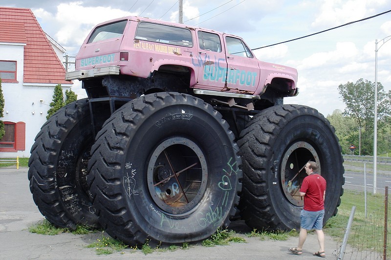 Canadian Monster Truck Junkyard Gallery