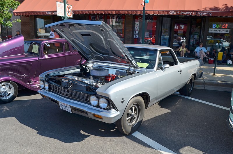 2011 Turning Back Time Car Show Sycamore, Illinois