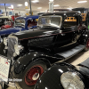 3-23 GARLITS MUSEUM - (427)