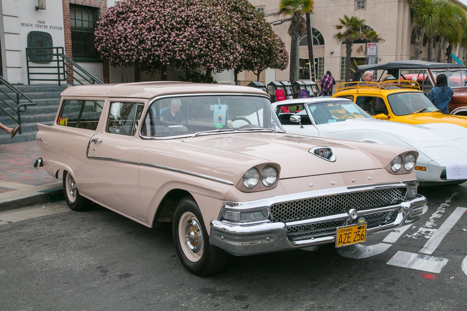 huntington beach cruiser