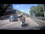 Crazy Crash Video: A Bad Motorcyclist Pays the Price