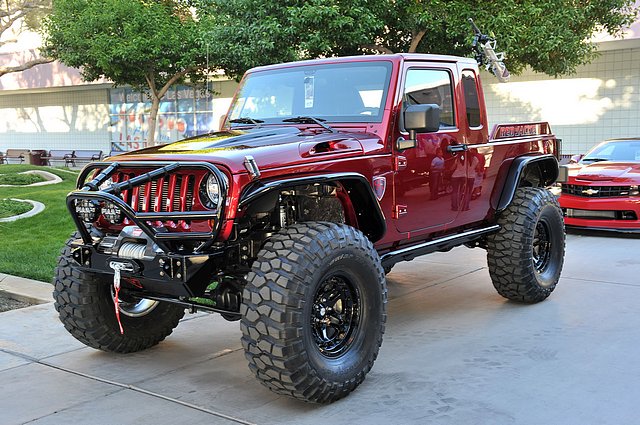 Red Jacket Jeep JK8