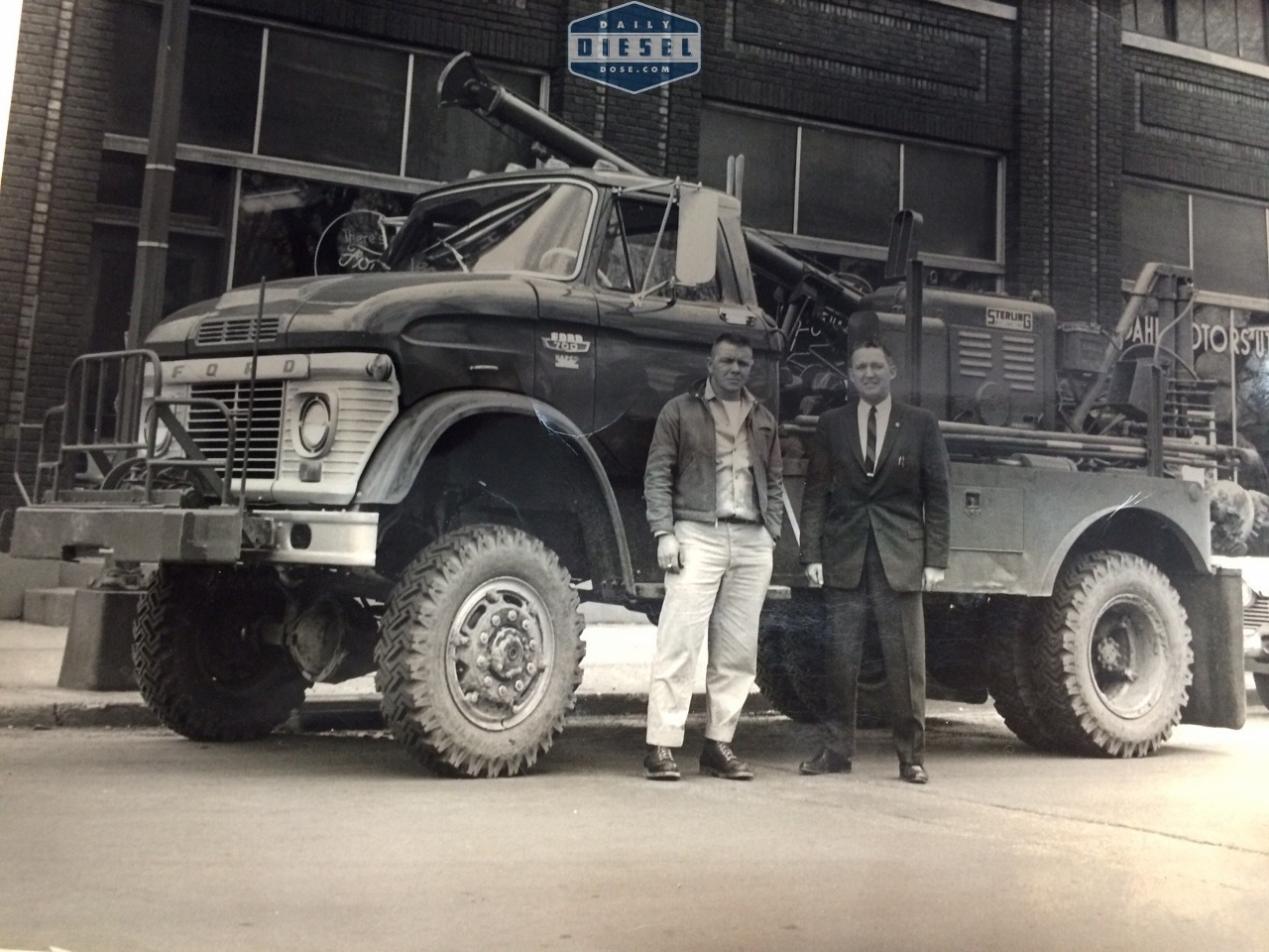Click image for larger version

Name:	1964-Ford-F-700-4x4-Auger-Truck.jpg
Views:	3734
Size:	574.6 KB
ID:	1091851