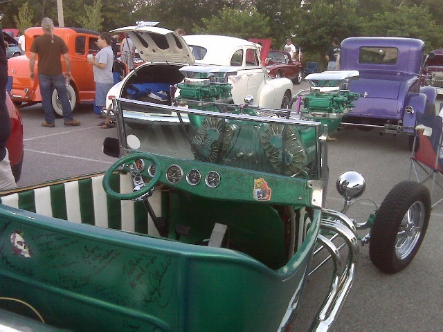 Click image for larger version

Name:	t bucket a.jpg
Views:	1013
Size:	104.9 KB
ID:	1236328