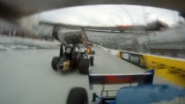 Unreal Video: Winged Sprint Cars Racing Wheel To Wheel At Bristol!