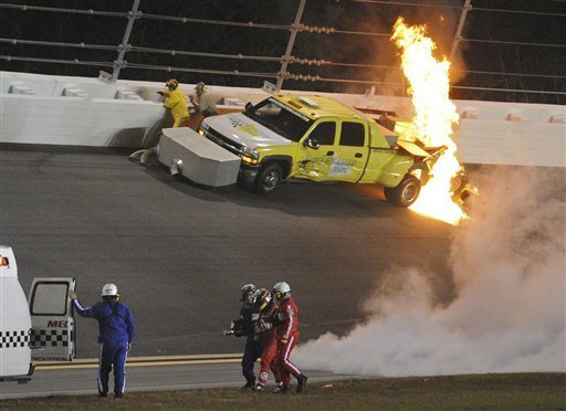 Juan Pablo Montoya Crashed into Jet Dryer at 2012 Daytona 500  - Insane Fire Follows 