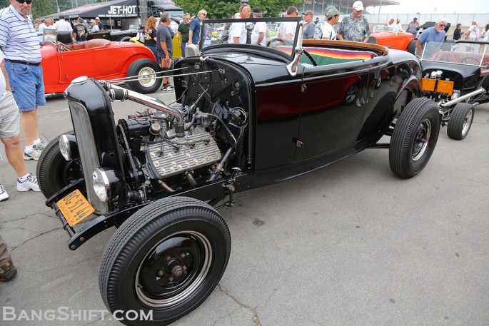 LA_Roadster_Show_2013_deuce_ford_chavy_58