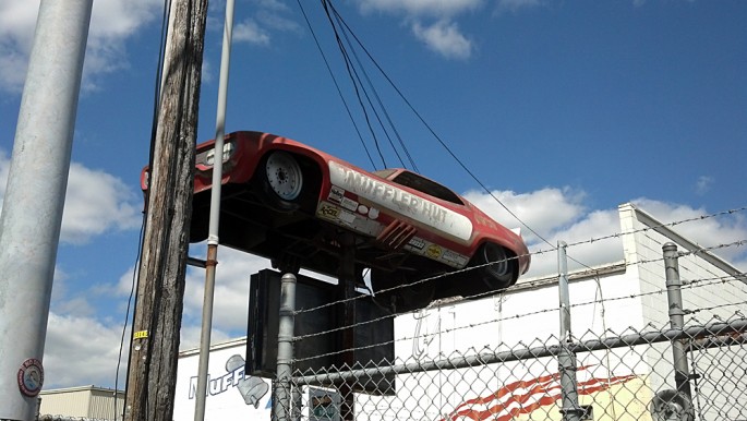 Muffler Hut Funny Car Sign 002