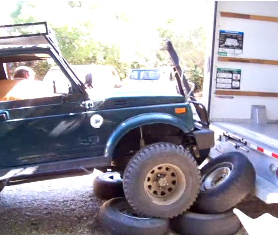 Video: The Redneck’s Prevail! How To JUST Fit A Samurai Into A Box Truck.