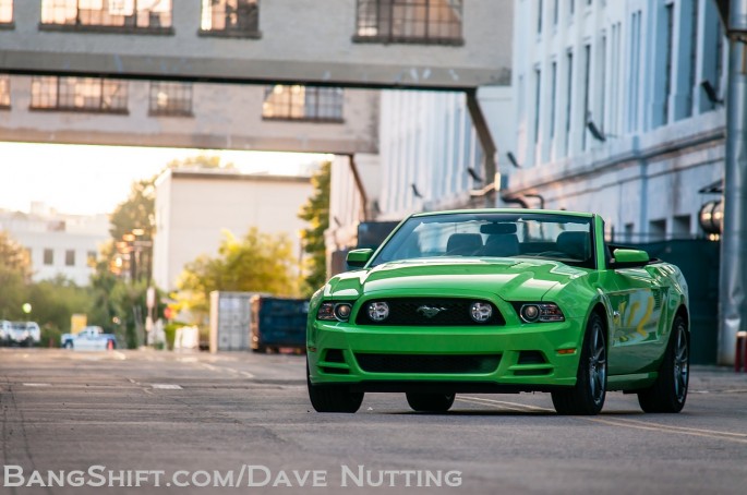 Mustang_GT_2014_convertible_gotta_have_it_green38