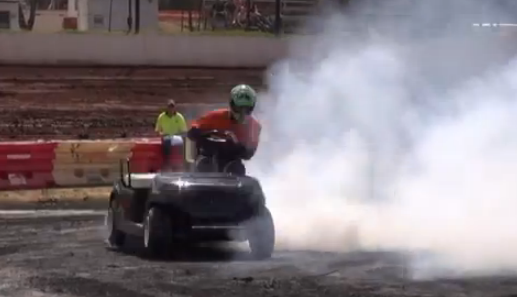 This Hyabusa Powered Golf Cart Burnout Machine Proves All Of Australia Is Gloriously Insane (Video)