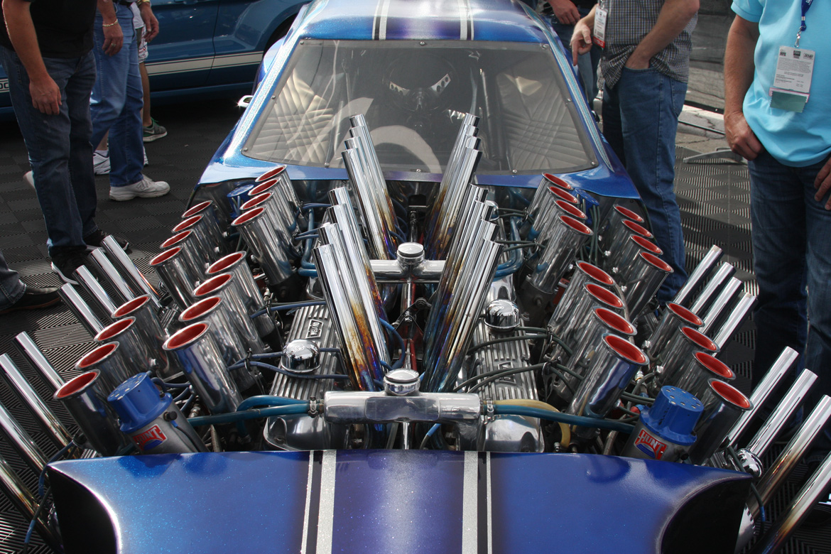 Gary Weckesser’s 4-Engine Mach IV Mustang Drag Machine – Plus Video Of It Being Push Started!