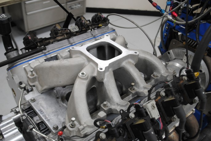 To start things off, we ran a single-plane, Victor Jr. carbureted intake.