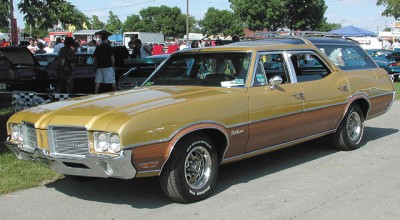 1972 Olds Vista Cruiser