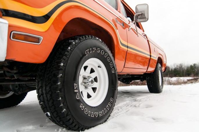 Dodge Powerwagon 1978 Omaha Orange004