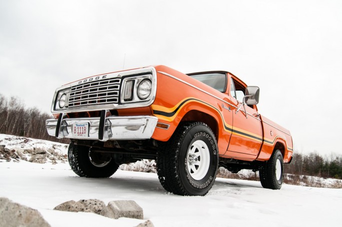 Dodge Powerwagon 1978 Omaha Orange005