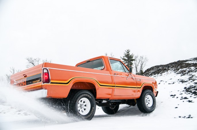 Dodge Powerwagon 1978 Omaha Orange032