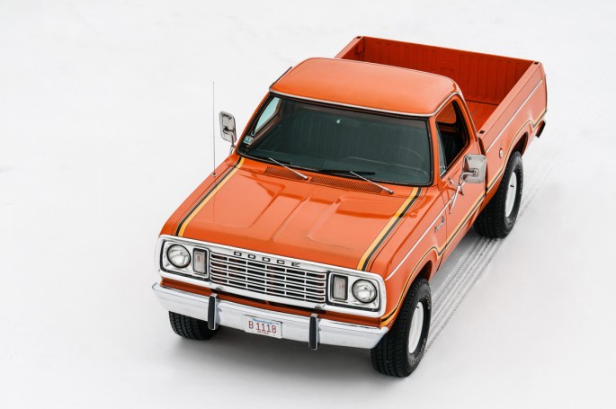 Dodge Powerwagon 1978 Omaha Orange043