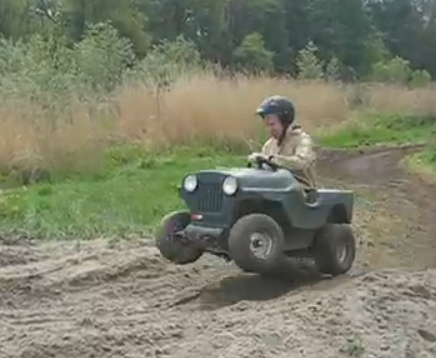 Mini-Jeep Off Road Racing In The Netherlands Looks Like A Blast! (Video)