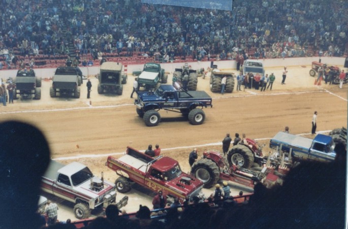 1980s PHILADELPHIA SPECTRUM TRACTOR PULLS_001