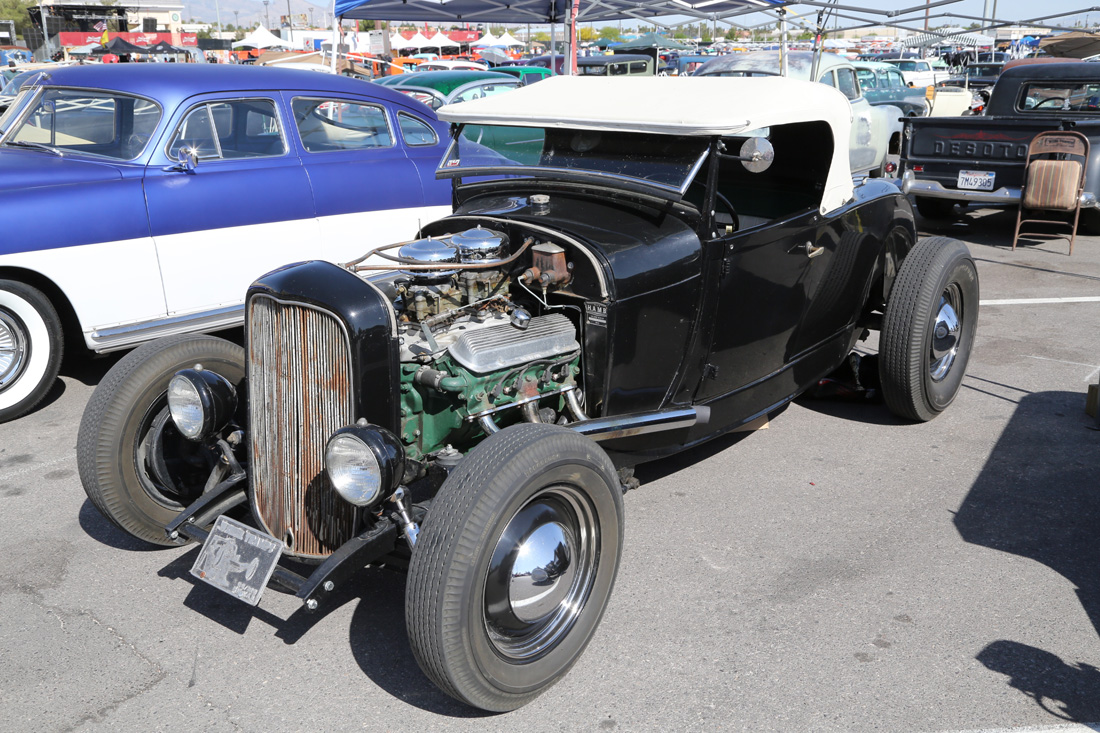 Viva Las Vegas 2014 – Our Full Photo Tour of The Show Continues – More Cars, Trucks, Stuff!