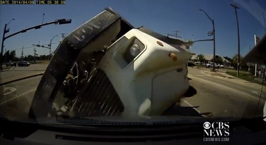 Crazy Collision Between A Minivan And A Cement Truck Caught On Dashcam!