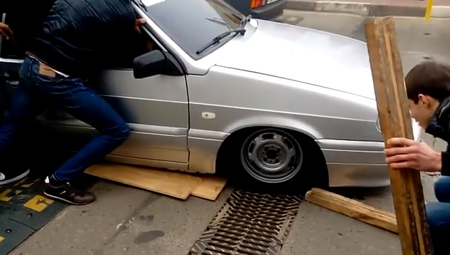 Watch A Group Of “Stanced” Cars In Russia Run Aground On A Tiny Speed Bump – We’ve Exported This Stupidity