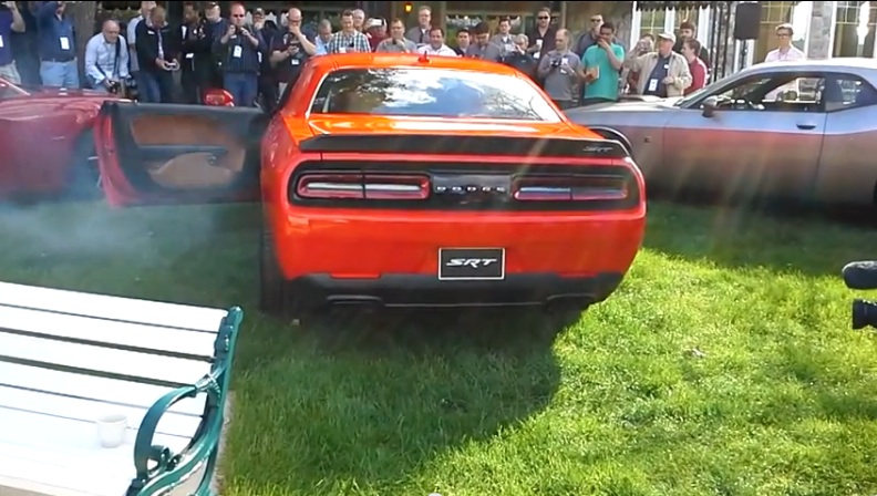 Listen To The Mighty Chrysler Hellcat Hemi Roar – Plus The Untold Angle No One Is Talk About Regarding This Engine