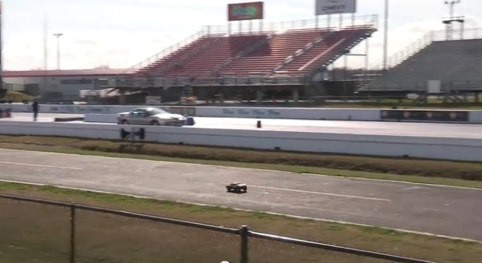 Watch RC Cars Take On Full Sized Cars At The Strip And Actually Out Run Some Of Them – Great Illustration Of Performance