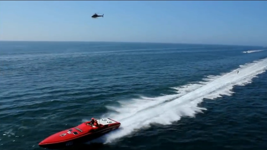 The Catalina Ski Boat Race Is Awesome Because Off Shore Boats Haul Water Skiers At 100mph In The Open Ocean